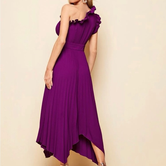 👗 - Picture 5 of 5